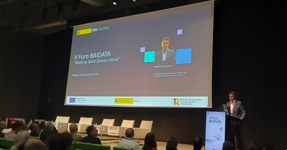 Antonio Alcolea interviniendo el el  V Foro BAIDATA